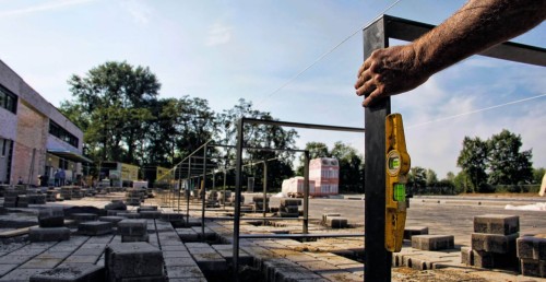 12176